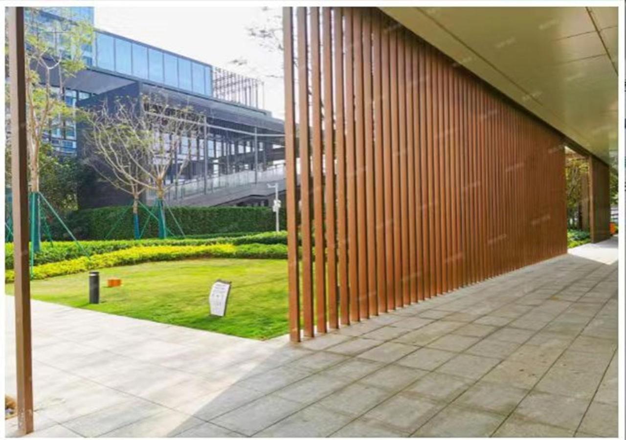 Royal Executive Apartment, Shenzhen World Exhibition & Convention Center, Nearby Shenzhen World North Metro St Ation Екстериор снимка