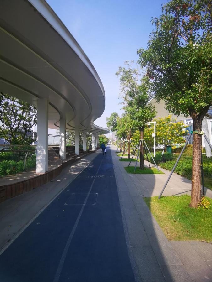 Royal Executive Apartment, Shenzhen World Exhibition & Convention Center, Nearby Shenzhen World North Metro St Ation Екстериор снимка